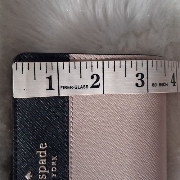 Kate Spade New York Staci Colorblockaáa Wallet - Picture 12 of 14